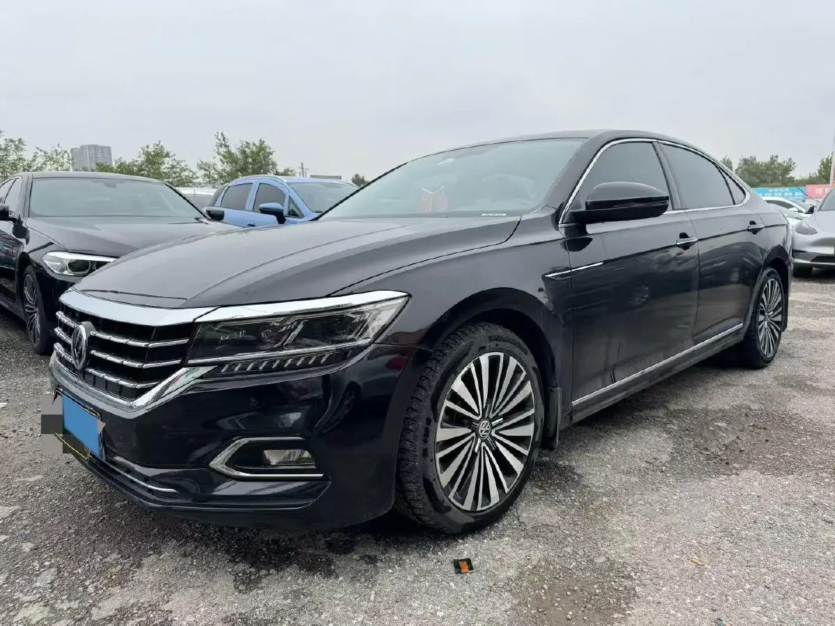2020 Volkswagen Passat 2.0T 186HP L4 7DCT
