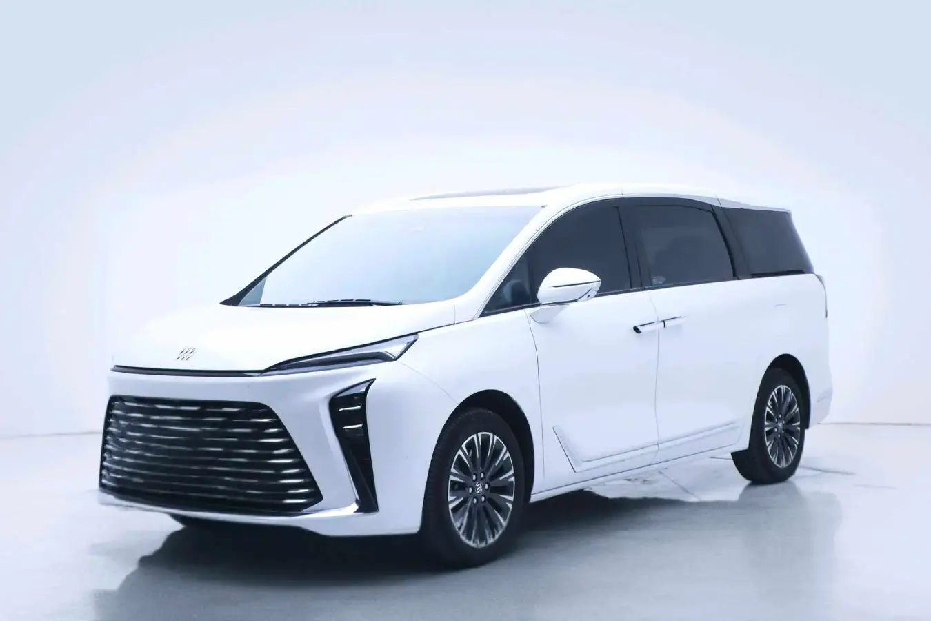 2024 Buick GL8 1.5T 180HP L4 2DHT PHEV 24.4KWH