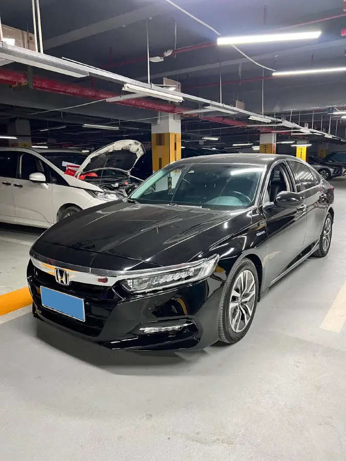 2022 Honda Accord 2.0L 146HP L4 E-CVT Hybrid