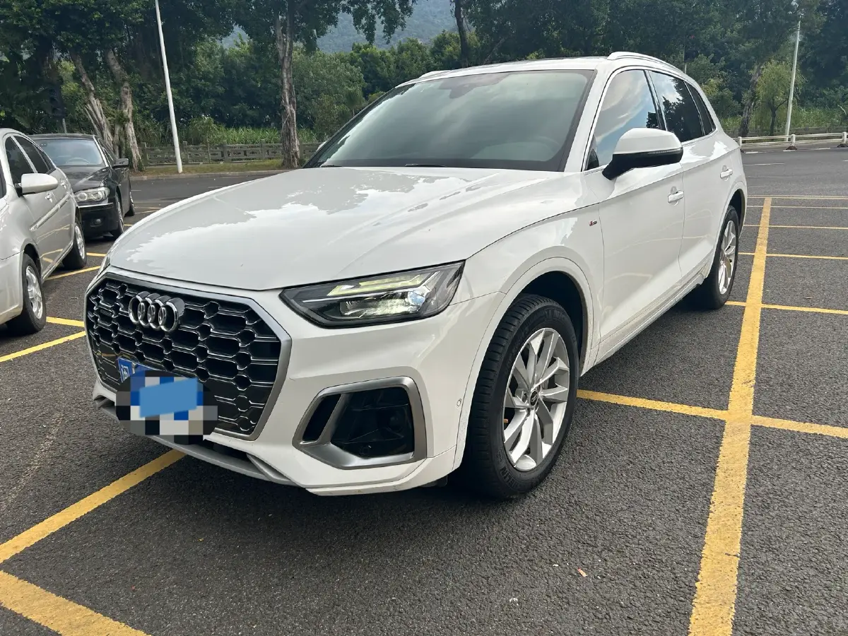 2021 Audi Q5L 2.0T 190HP L4 7DCT