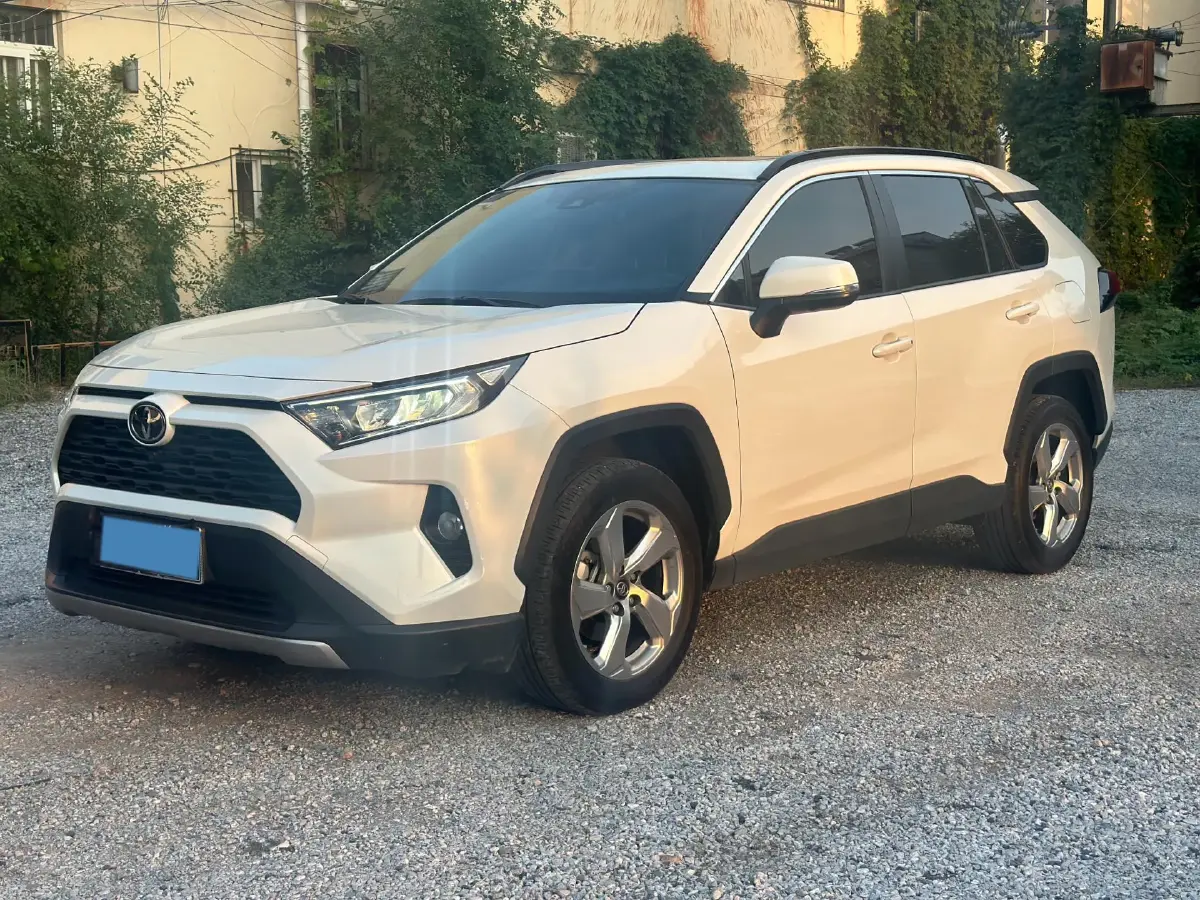 2021 Toyota RAV4 2.0L 171HP L4 CVT