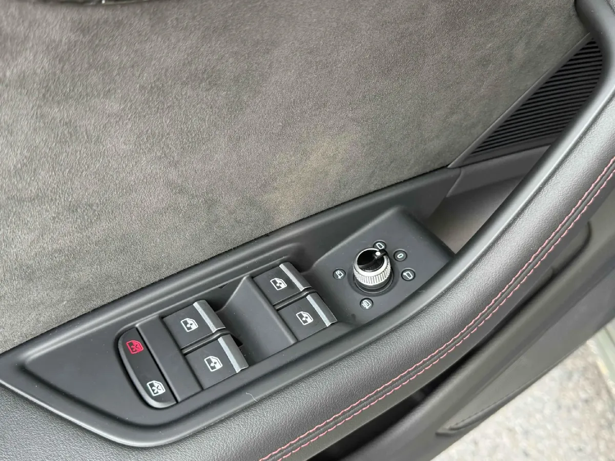 2020 Audi S4 3.0T 354HP V6 8AT,autocango,china used car exporter,china ev exporter,chinese used car exporter,chinese used ev exporter