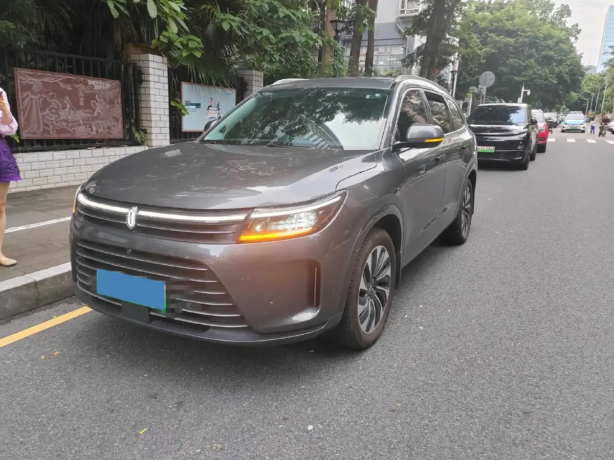 2022 AITO AITO M7 Range Extended 125HP REEV 40KWH