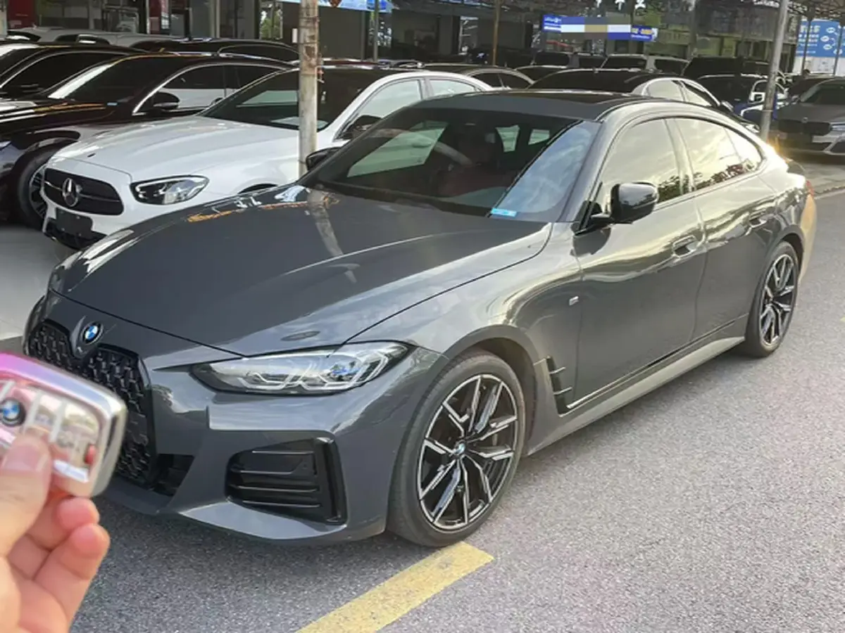 2022 BMW 8 Series 3.0T 333HP L6 8AT