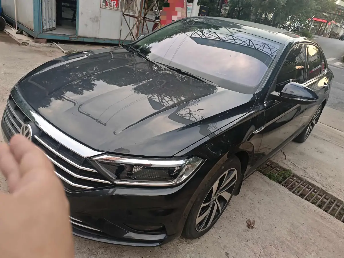 2021 Volkswagen Sagitar 1.4T 150HP L4 7DCT