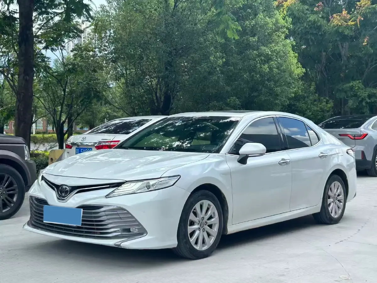 2019 Toyota Camry 2.0L 178HP L4 CVT