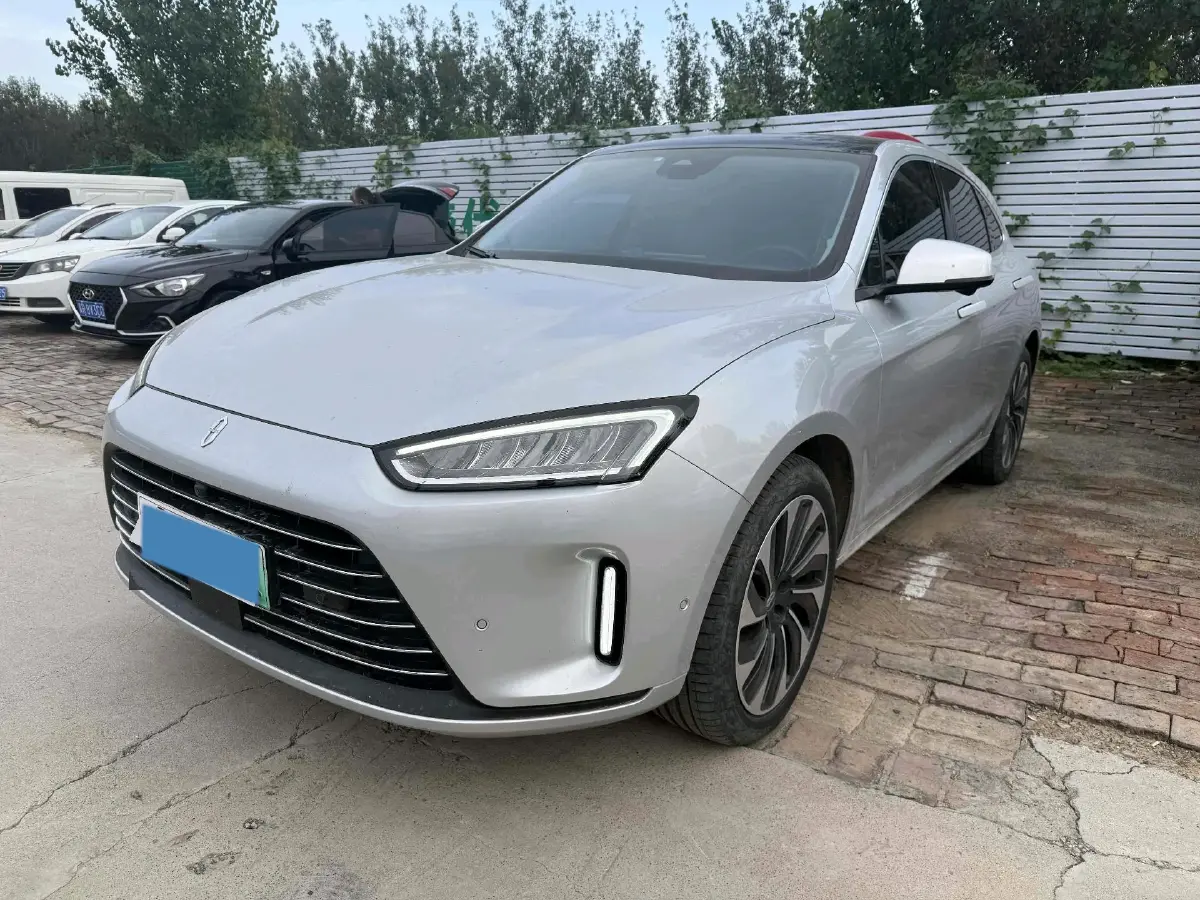 2022 HIMA AITO M5 Range Extended 125HP REEV 40KWH