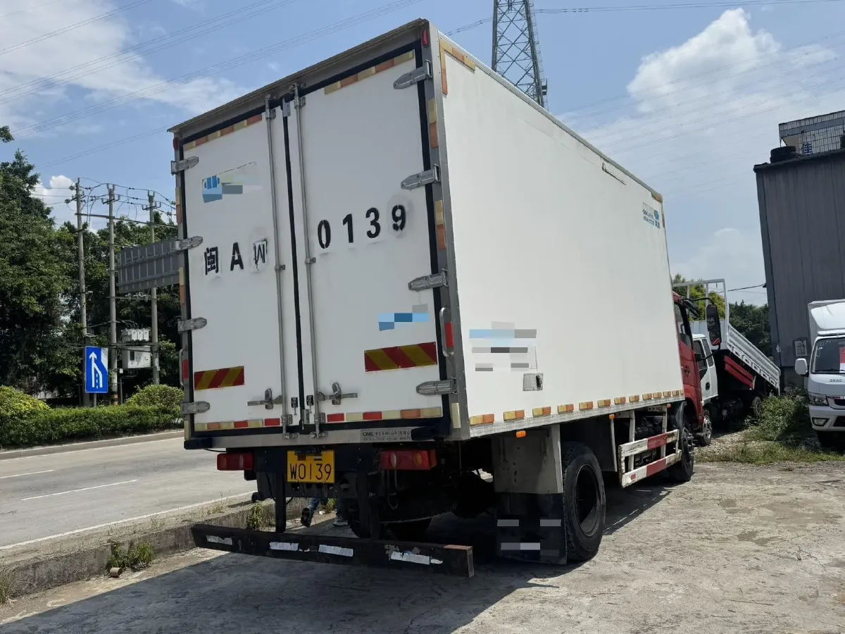 2018 DongFeng Aeolus AX4 1.6L 124HP L4 5MT,autocango,china used car exporter,china ev exporter,chinese used car exporter,chinese used ev exporter