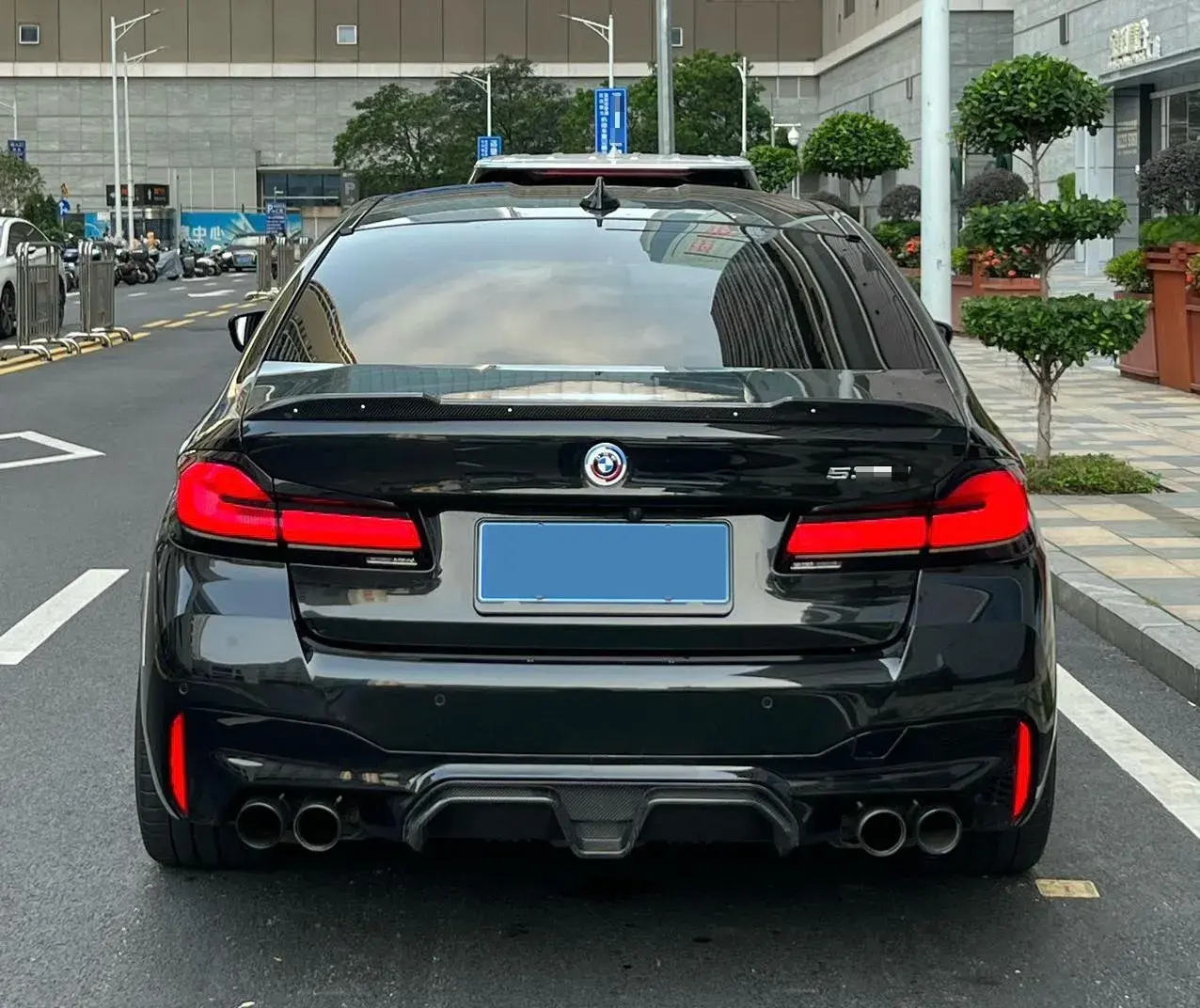 2021 BMW M5 thumbnail 3