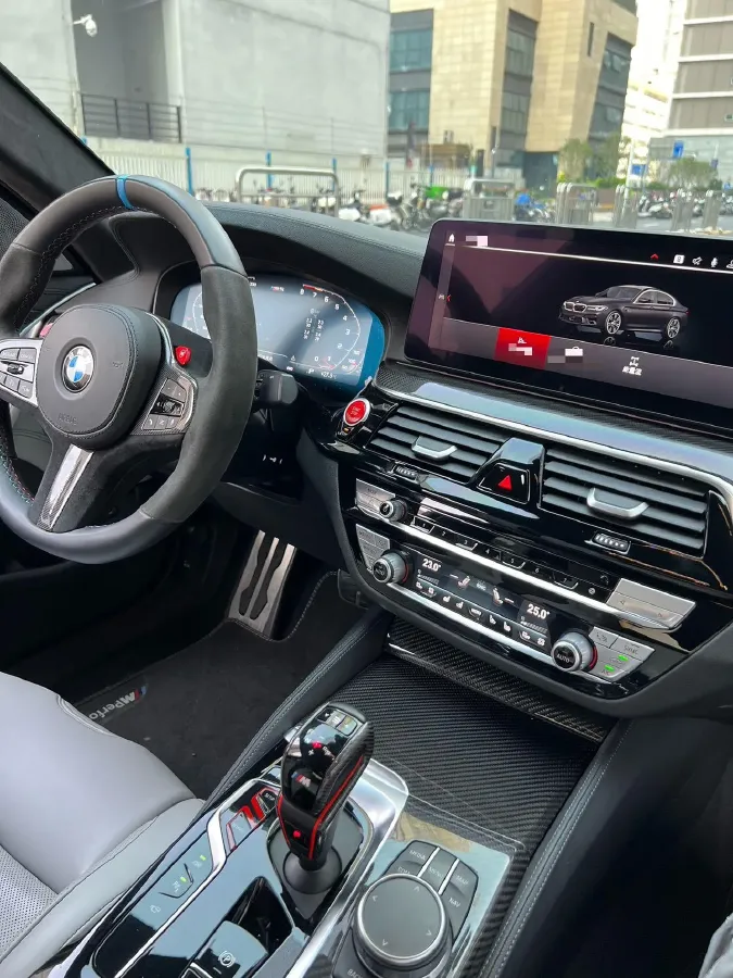 2021 BMW M5 4.4T 600HP V8 8AT,autocango,china used car exporter,china ev exporter,chinese used car exporter,chinese used ev exporter