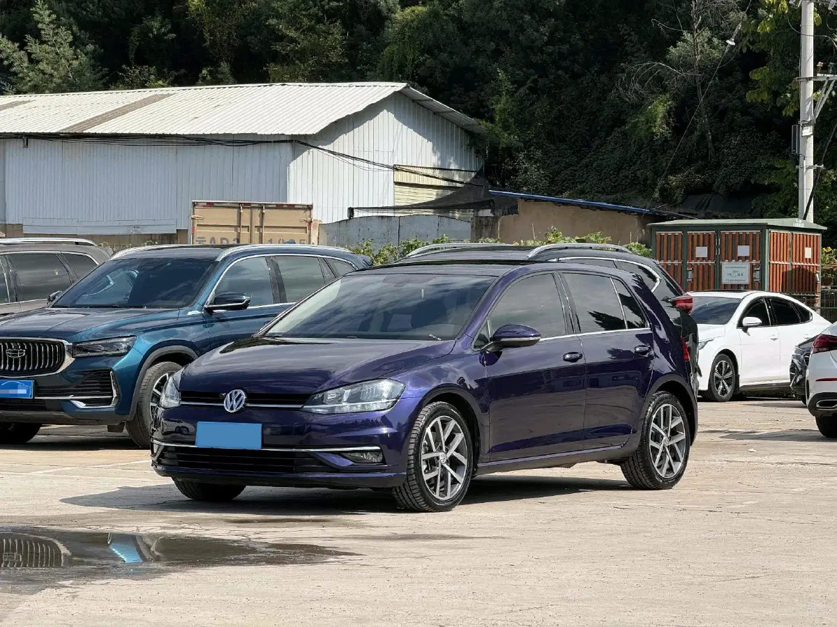 2020 Volkswagen Golf 1.4T 150HP L4 7DCT