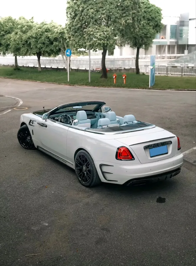 2018 Rolls-Royce Dawn 6.6T 571HP V12 8AT,autocango,china used car exporter,china ev exporter,chinese used car exporter,chinese used ev exporter