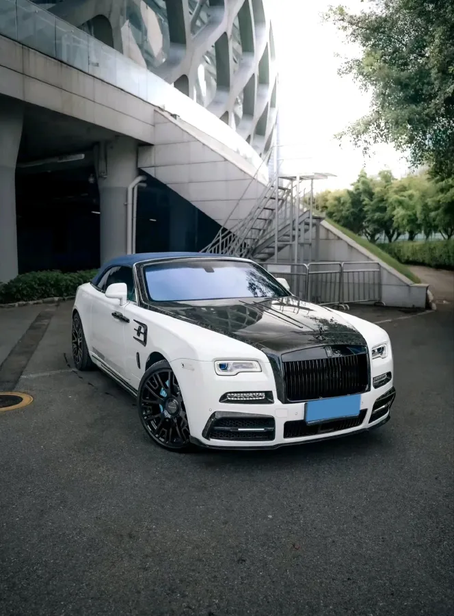 2018 Rolls-Royce Dawn 6.6T 571HP V12 8AT,autocango,china used car exporter,china ev exporter,chinese used car exporter,chinese used ev exporter