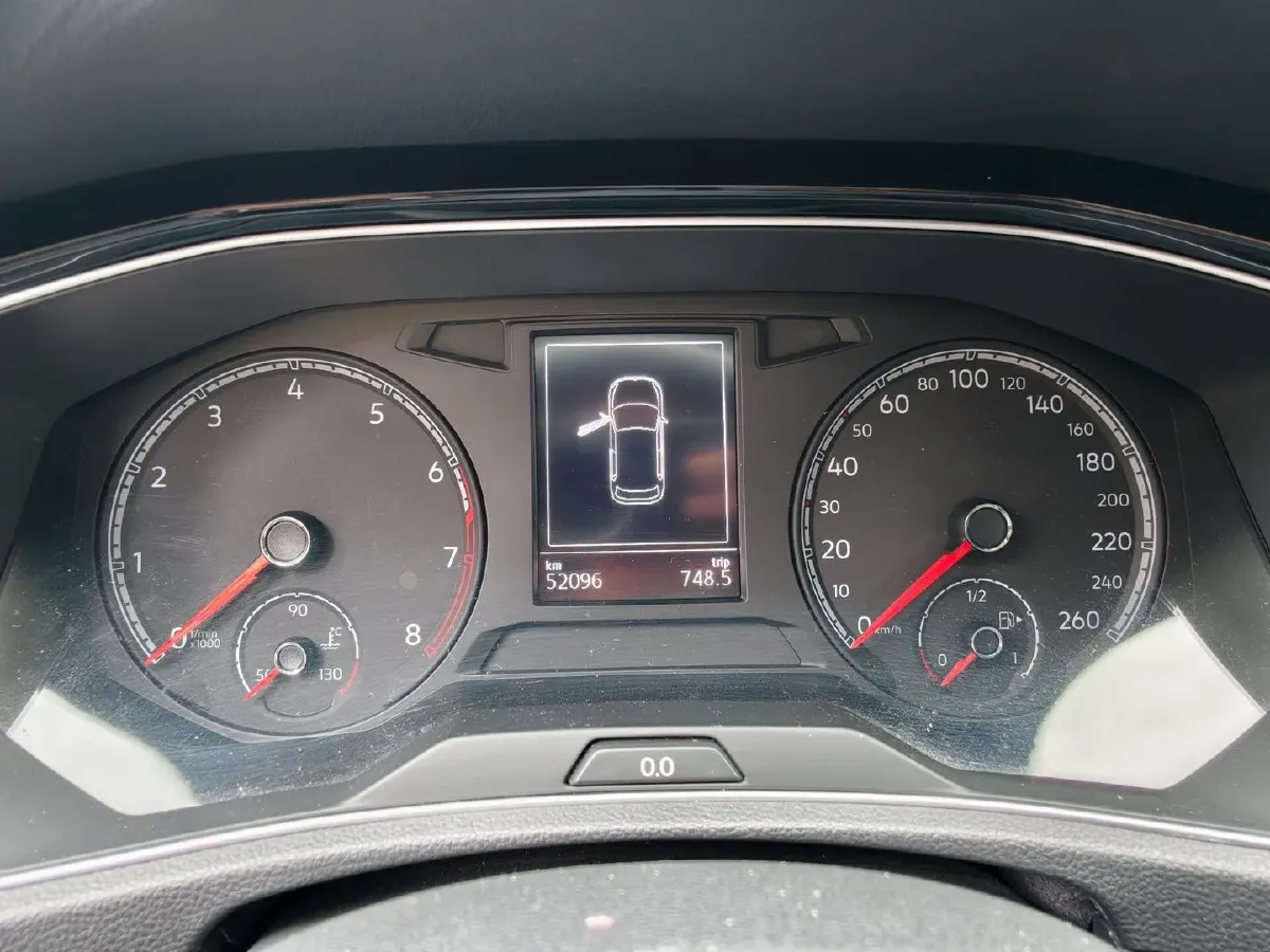 2018 Volkswagen T-Roc 1.4T 150HP L4 7DCT,autocango,china used car exporter,china ev exporter,chinese used car exporter,chinese used ev exporter