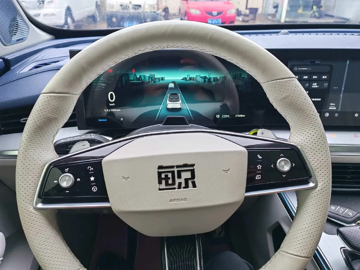 2022 Roewe Whale 2.0T 231HP L4 8AT,autocango,china used car exporter,china ev exporter,chinese used car exporter,chinese used ev exporter