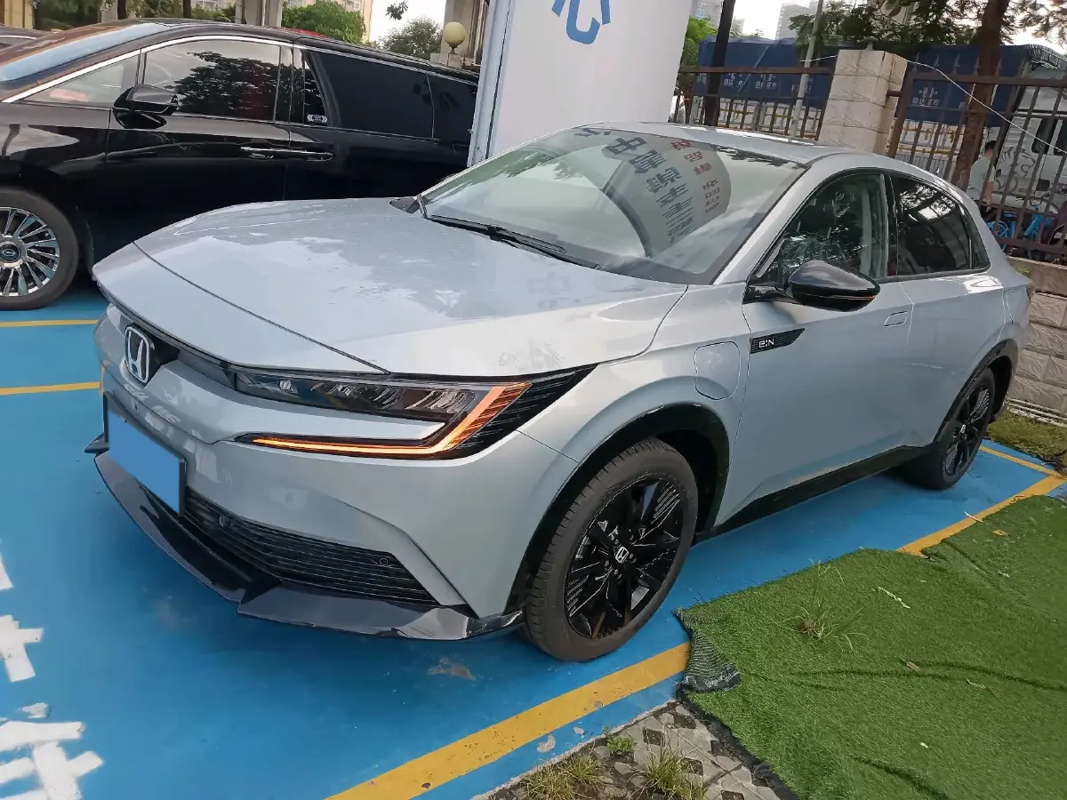 2024 Honda e:NP2 BEV 68.8KWH