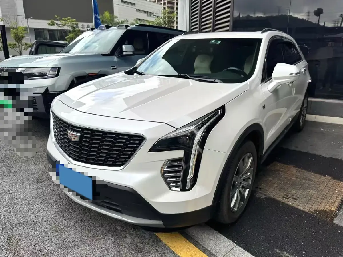 2022 Cadillac XT4 2.0T 237HP L4 9AT