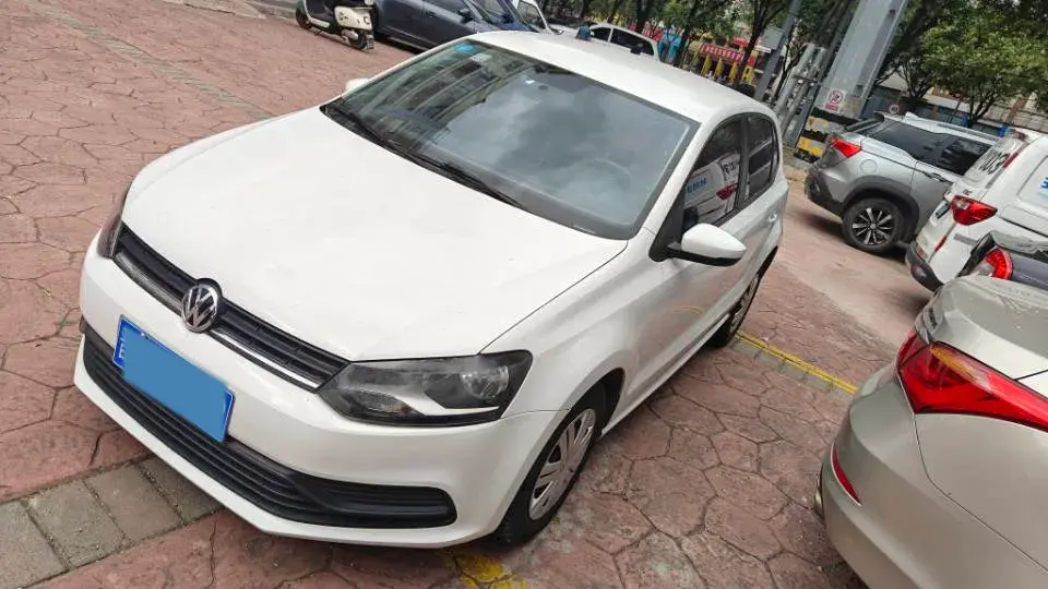2018 Volkswagen Polo 1.5L 110HP L4 5MT