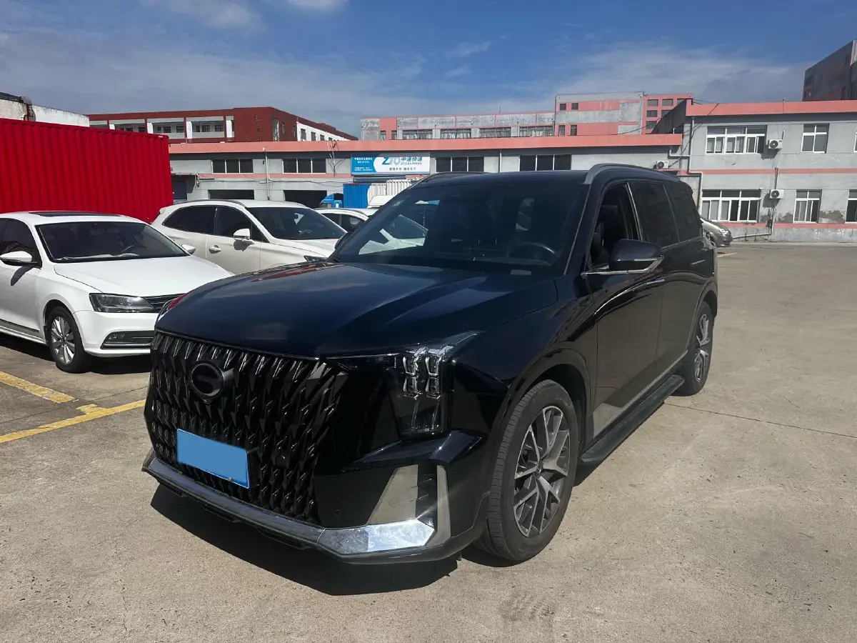 2022 GAC Trumpchi GS8 2.0T 190HP L4 E-CVT Hybrid