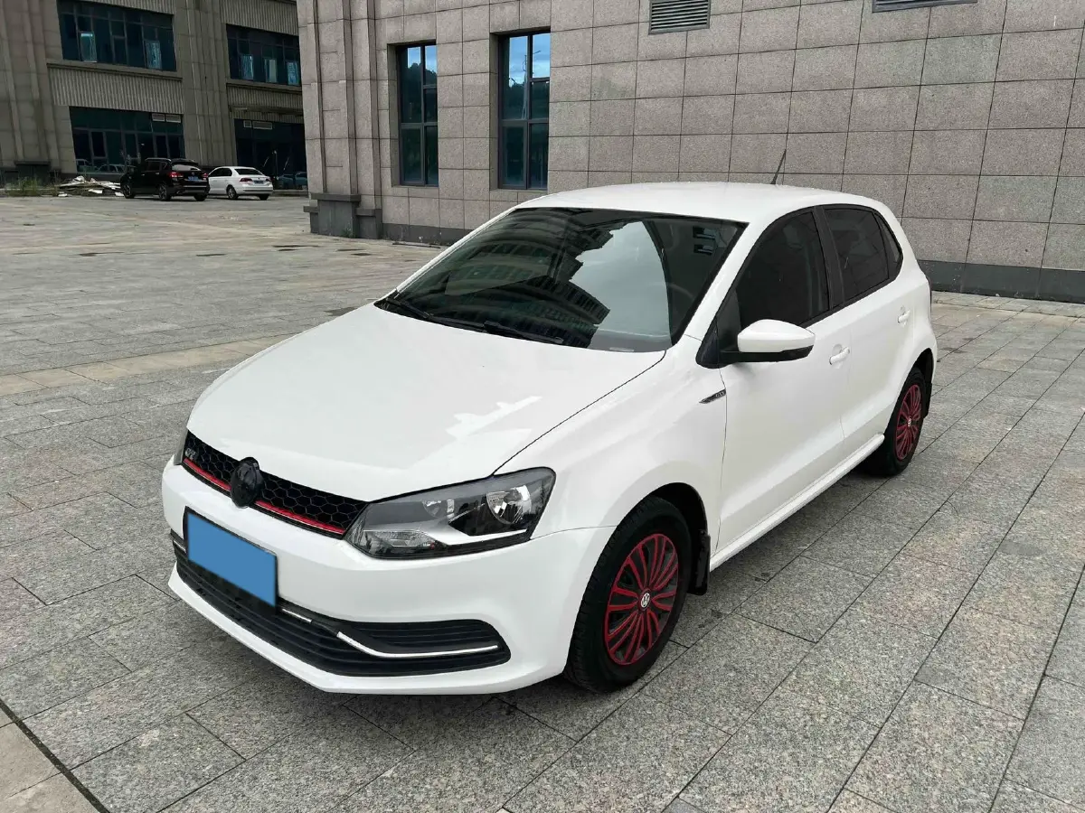 2018 Volkswagen Polo 1.5L 110HP L4 6AT