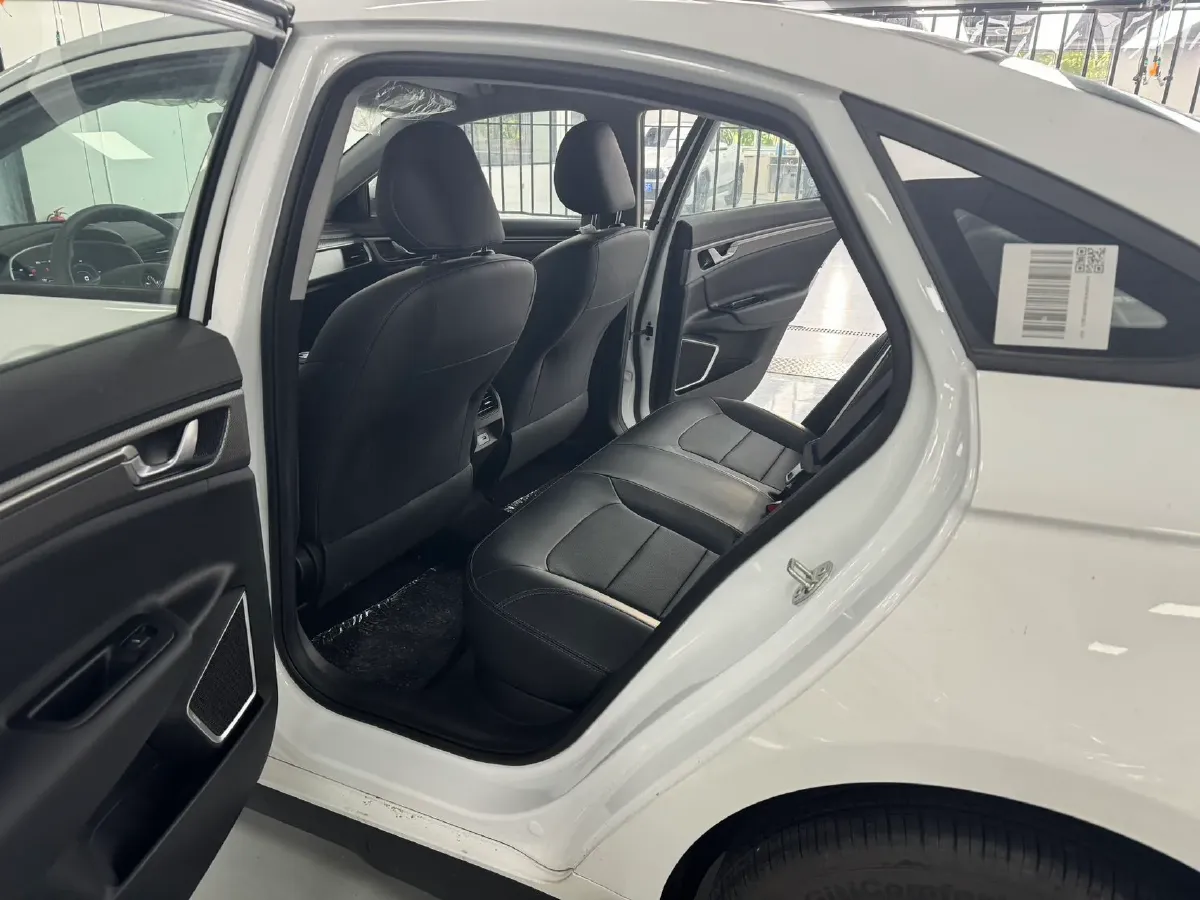 2023 Livan Maple 60s BEV 51.8KWH,autocango,china used car exporter,china ev exporter,chinese used car exporter,chinese used ev exporter