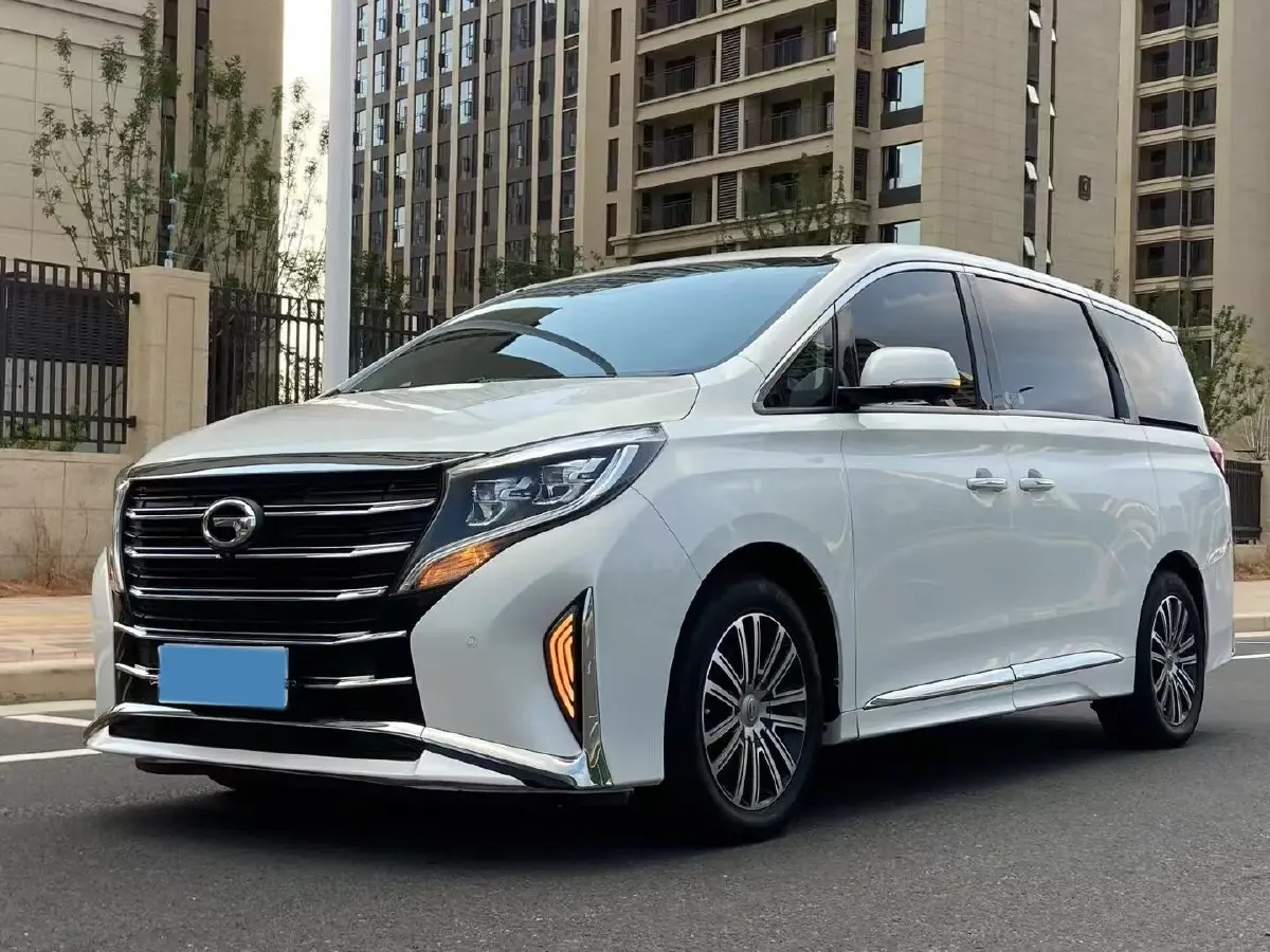2023 GAC Trumpchi M8 2.0T 252HP L4 8AT