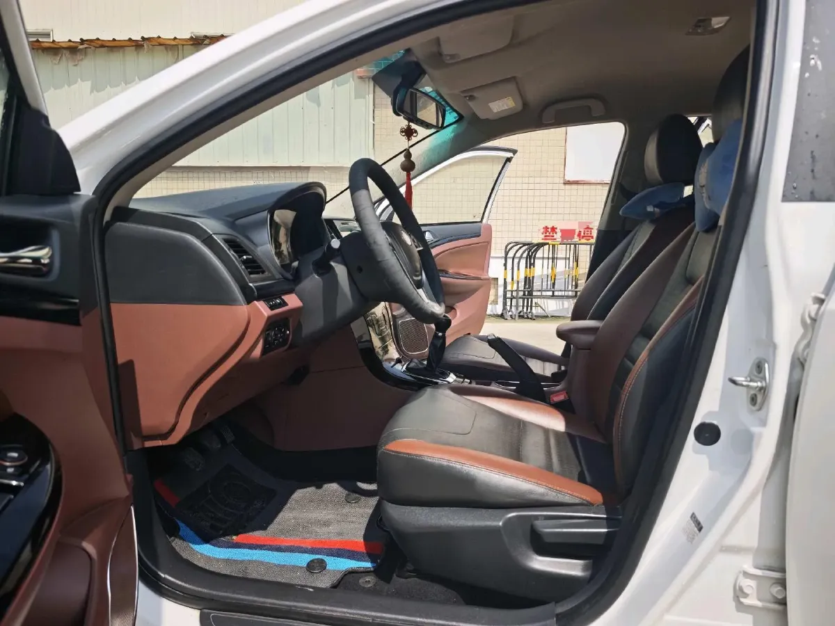 2018 BYD SuRui 1.5L 109HP L4 5MT,autocango,china used car exporter,china ev exporter,chinese used car exporter,chinese used ev exporter