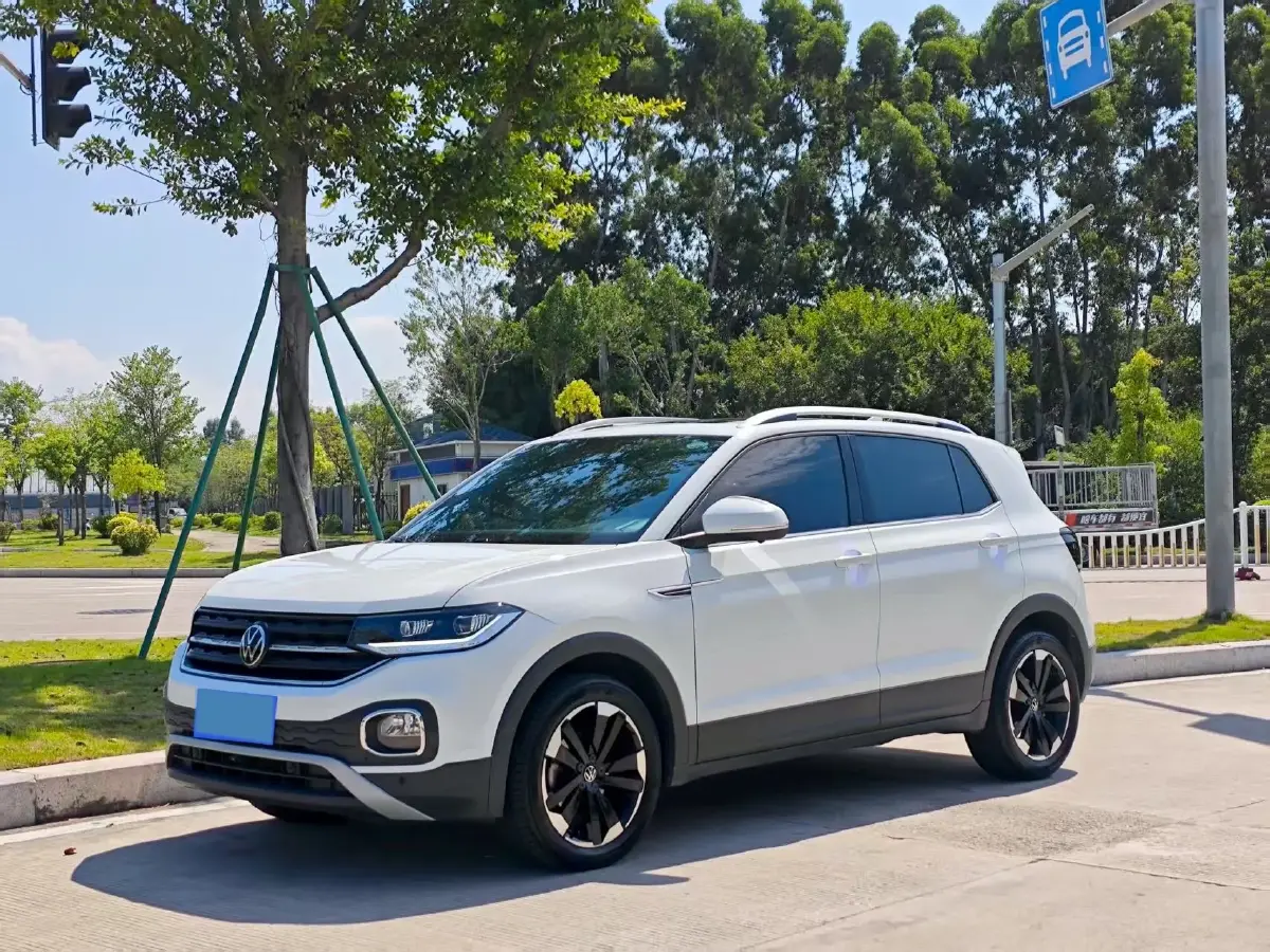 2021 Volkswagen Tacqua 1.5L 113HP L4 6AT