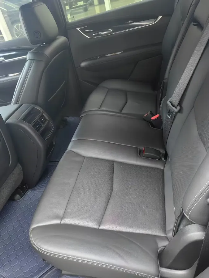 2020 Cadillac XT5 2.0T 237HP L4 9AT,autocango,china used car exporter,china ev exporter,chinese used car exporter,chinese used ev exporter