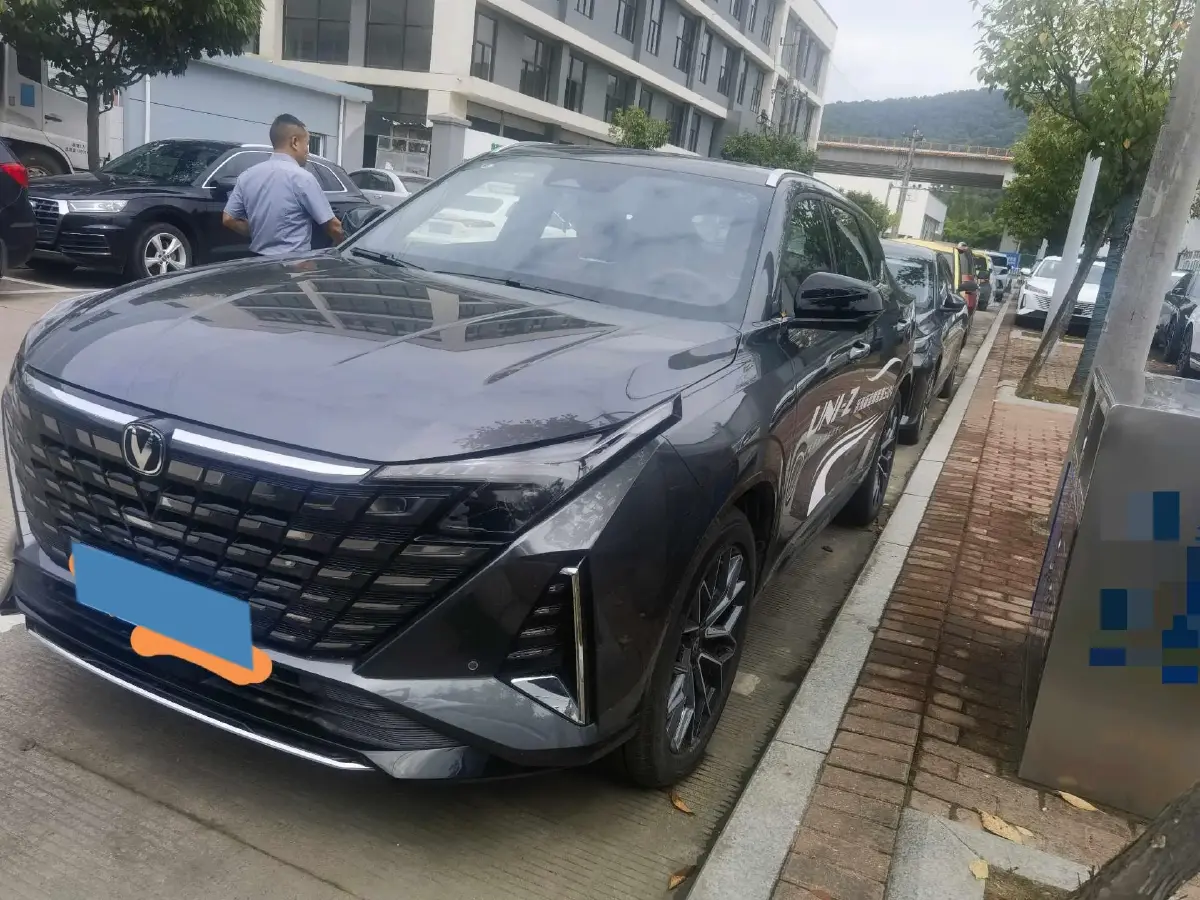 2025 ChangAn UNI-Z 1.5T 188HP L4 7DCT
