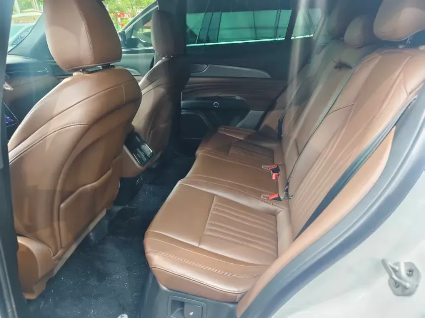 2023 Maserati Grecale 2.0T 300HP L4 8AT,autocango,china used car exporter,china ev exporter,chinese used car exporter,chinese used ev exporter