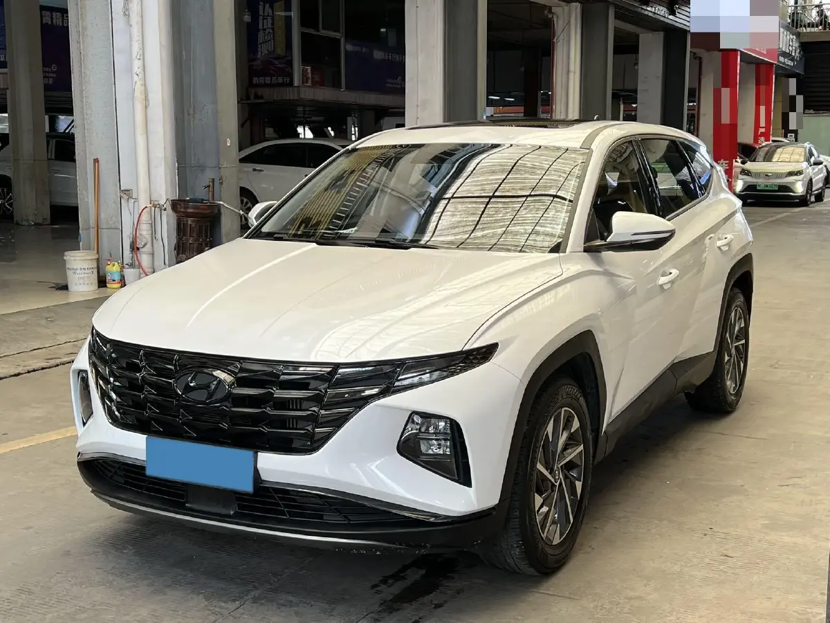 2023 Hyundai Tucson 1.5T 200HP L4 8AT