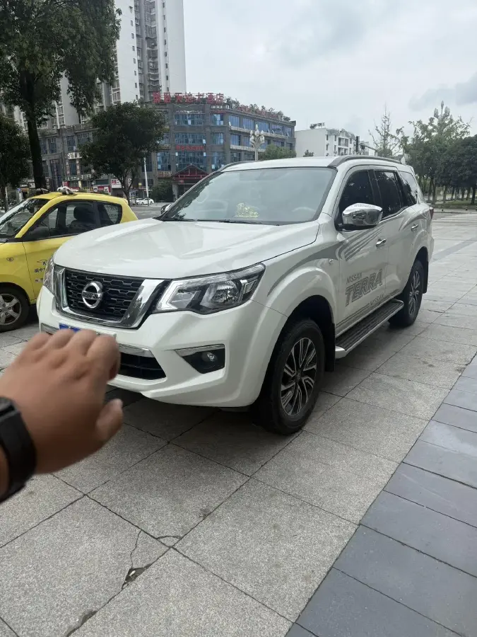 2020 Nissan Terra 2.5L 193HP L4 7AT