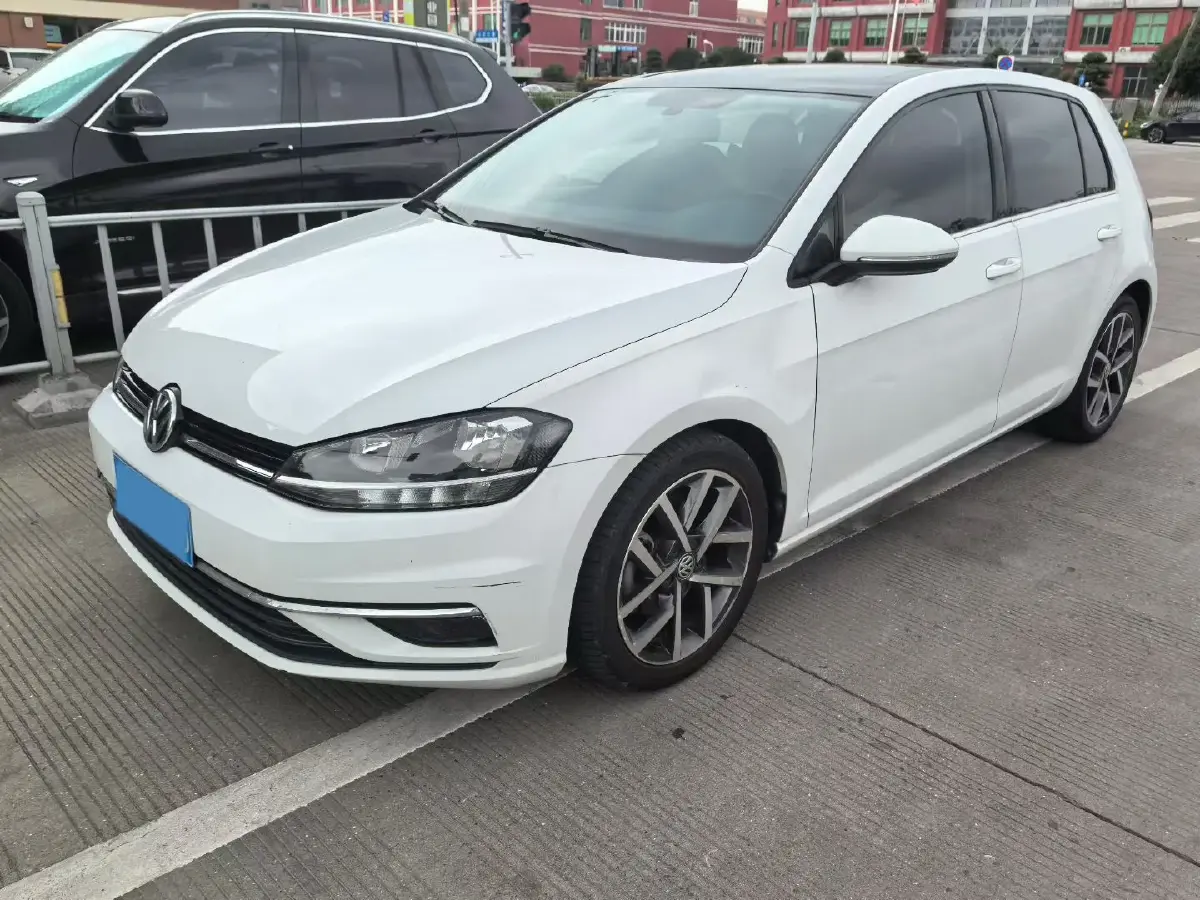 2019 Volkswagen Golf 1.4T 150HP L4 7DCT