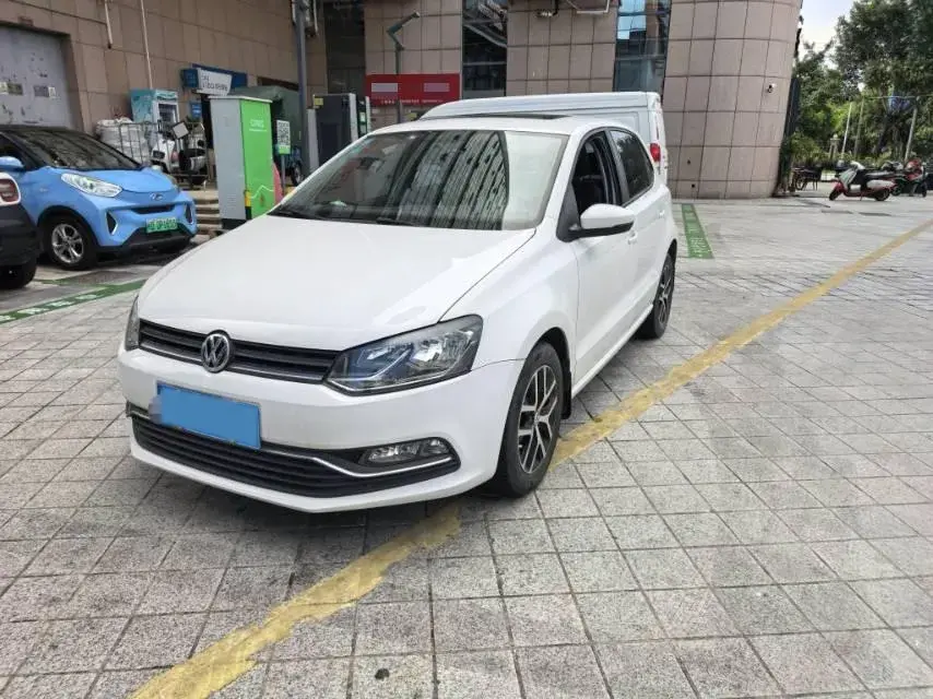 2018 Volkswagen Polo 1.5L 110HP L4 6AT