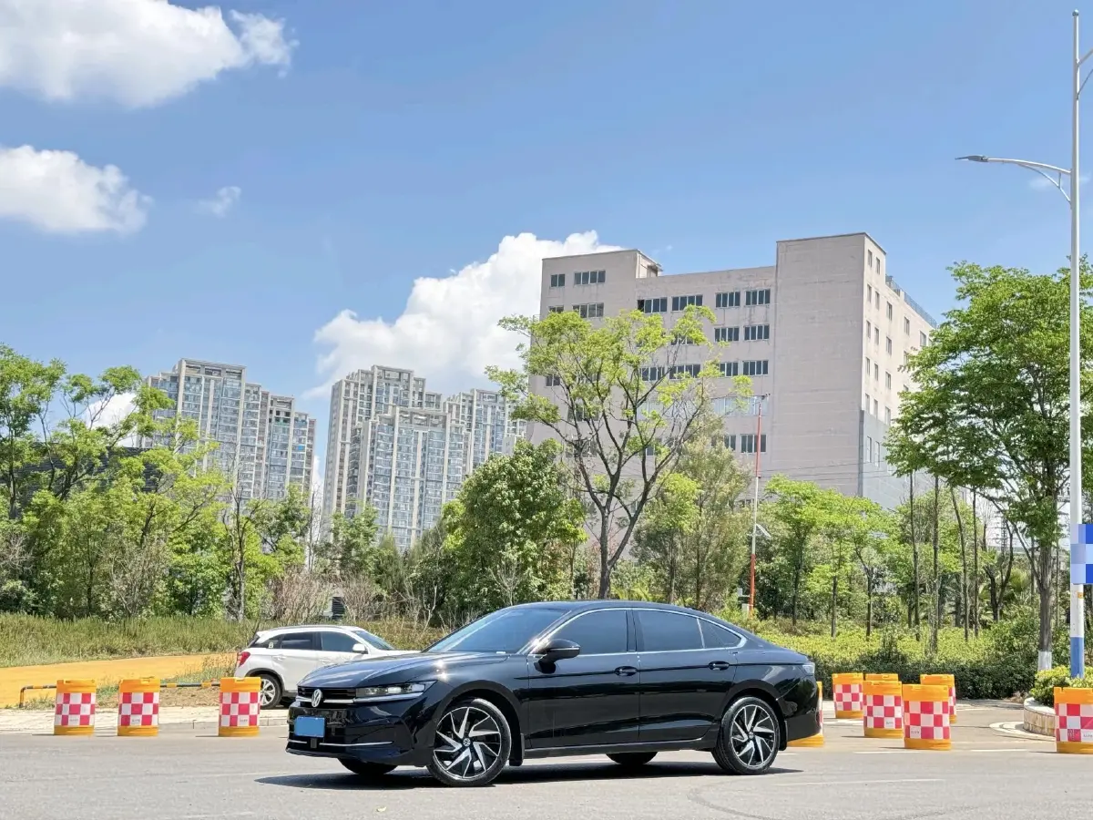 2024 Volkswagen Magotan 1.5T 160HP L4 7DCT