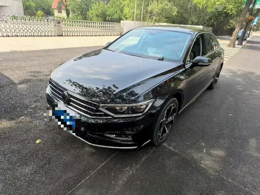 2023 Volkswagen Magotan 2.0T 186HP L4 7DCT