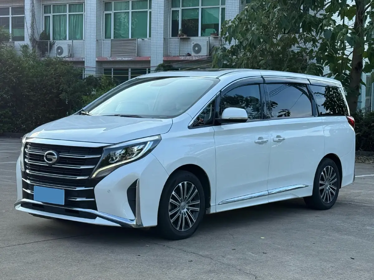 2021 GAC Trumpchi M8 2.0T 252HP L4 8AT