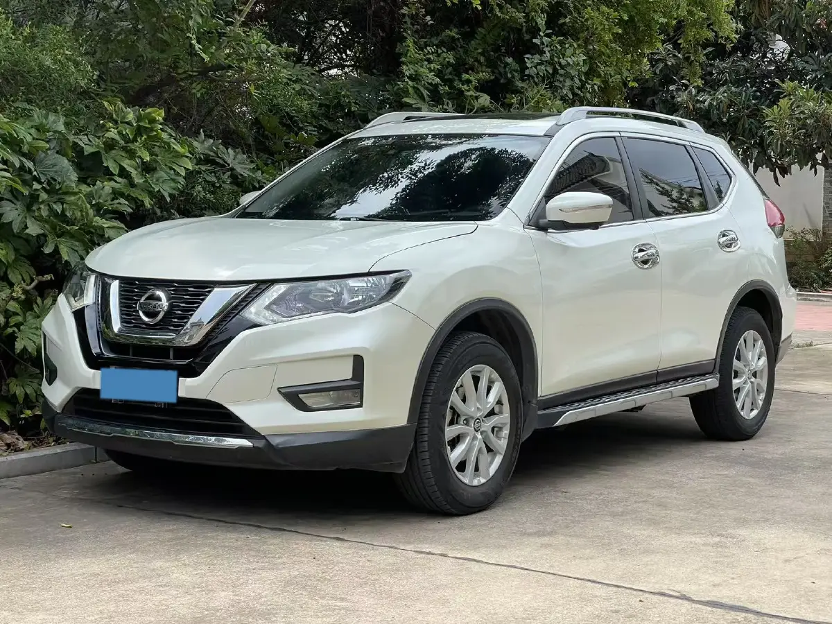2020 Nissan X-Trail 2.0L 154HP L4 CVT