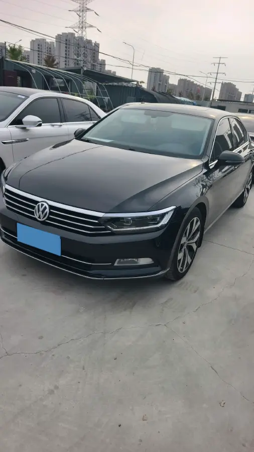 2019 Volkswagen Magotan 2.0T 220HP L4 7DCT