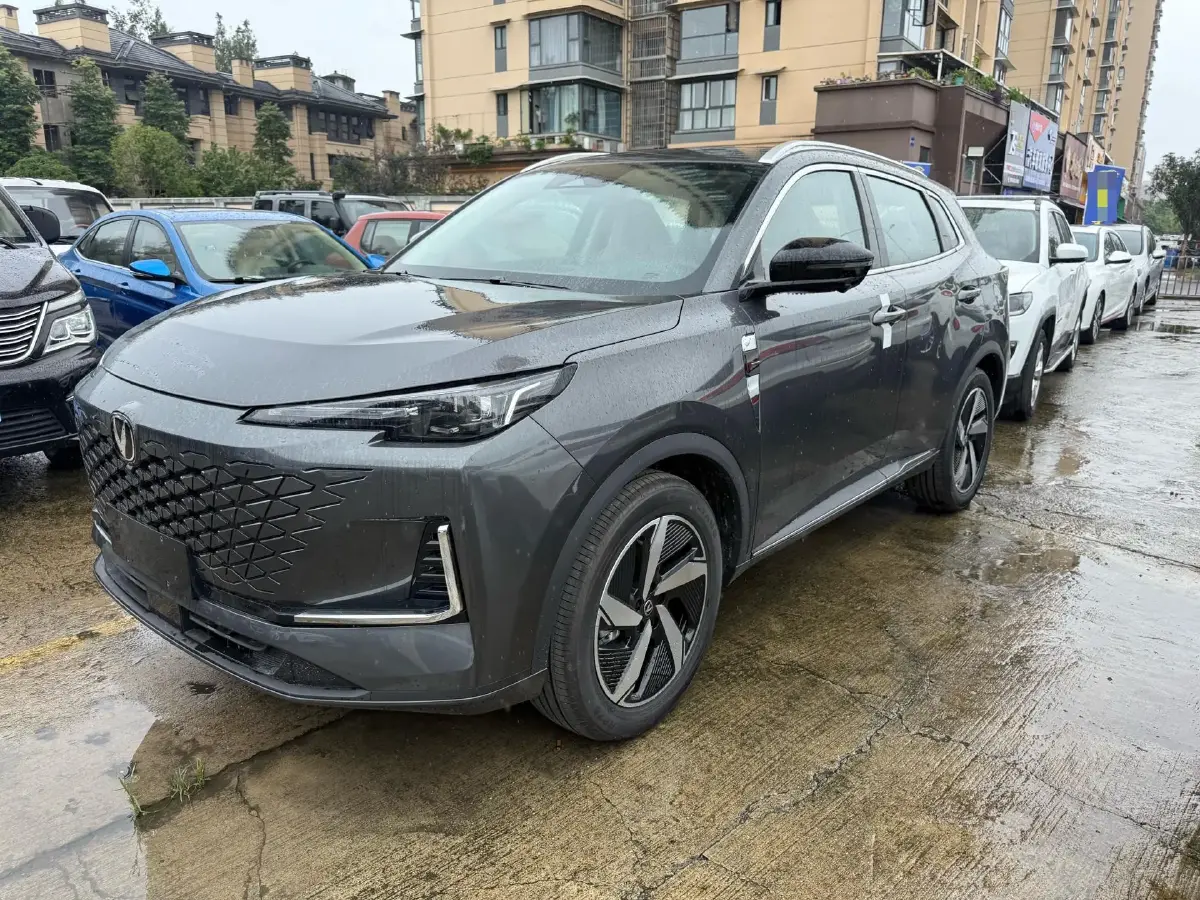 2024 ChangAn X7 PLUS 1.5T 188HP L4 7DCT