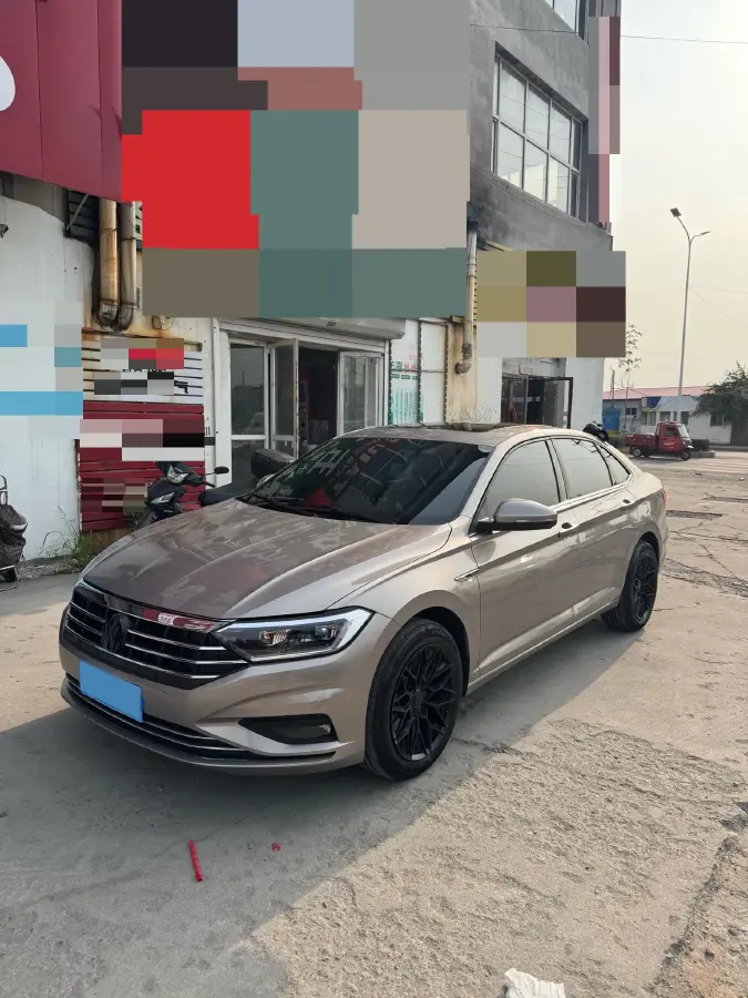 2021 Volkswagen Sagitar 1.2T 116HP L4 7DCT