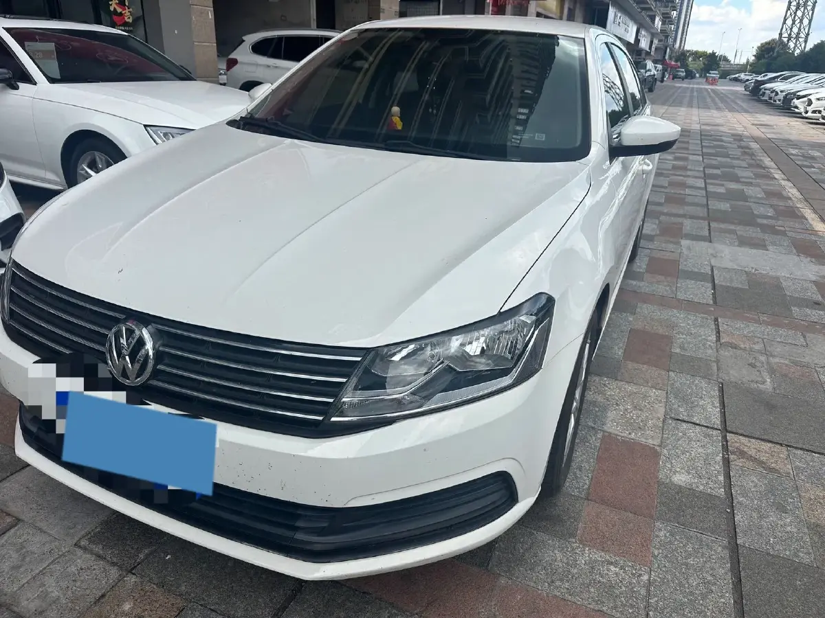 2017 Volkswagen Lavida 1.6L 110HP L4 6AT