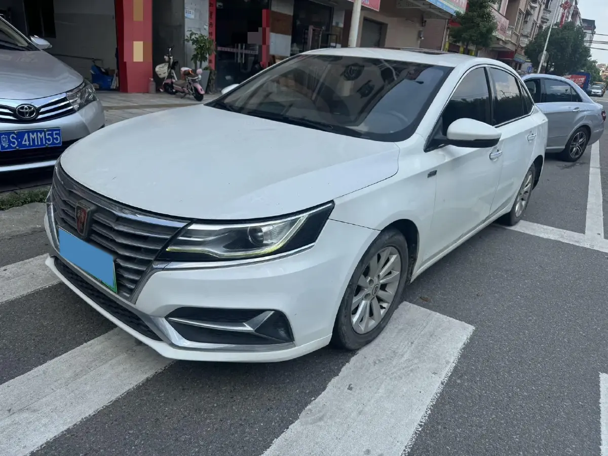 2017 Roewe i6 1.0T 125HP L3 2AT PHEV