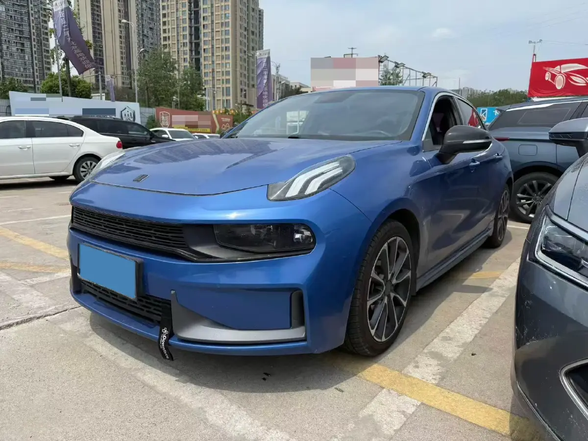2019 LYNK&CO 03 2.0T 190HP L4 6AT