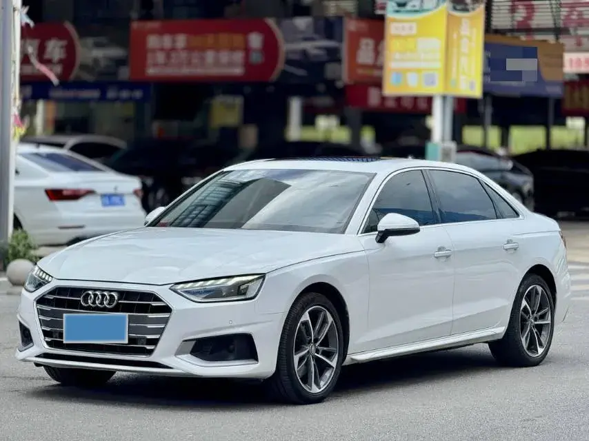 2020 Audi A4L 2.0T 150HP L4 7DCT