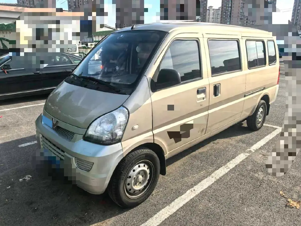 2019 WuLing RongGuang 1.5L 107HP L4 5MT