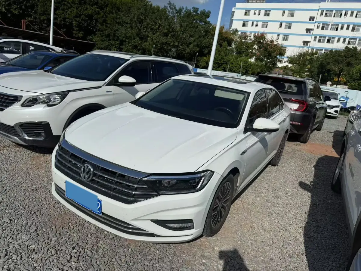 2021 Volkswagen Sagitar 1.4T 150HP L4 7DCT