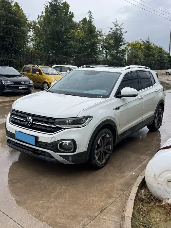 2021 Volkswagen Tacqua 1.5L 113HP L4 6AT