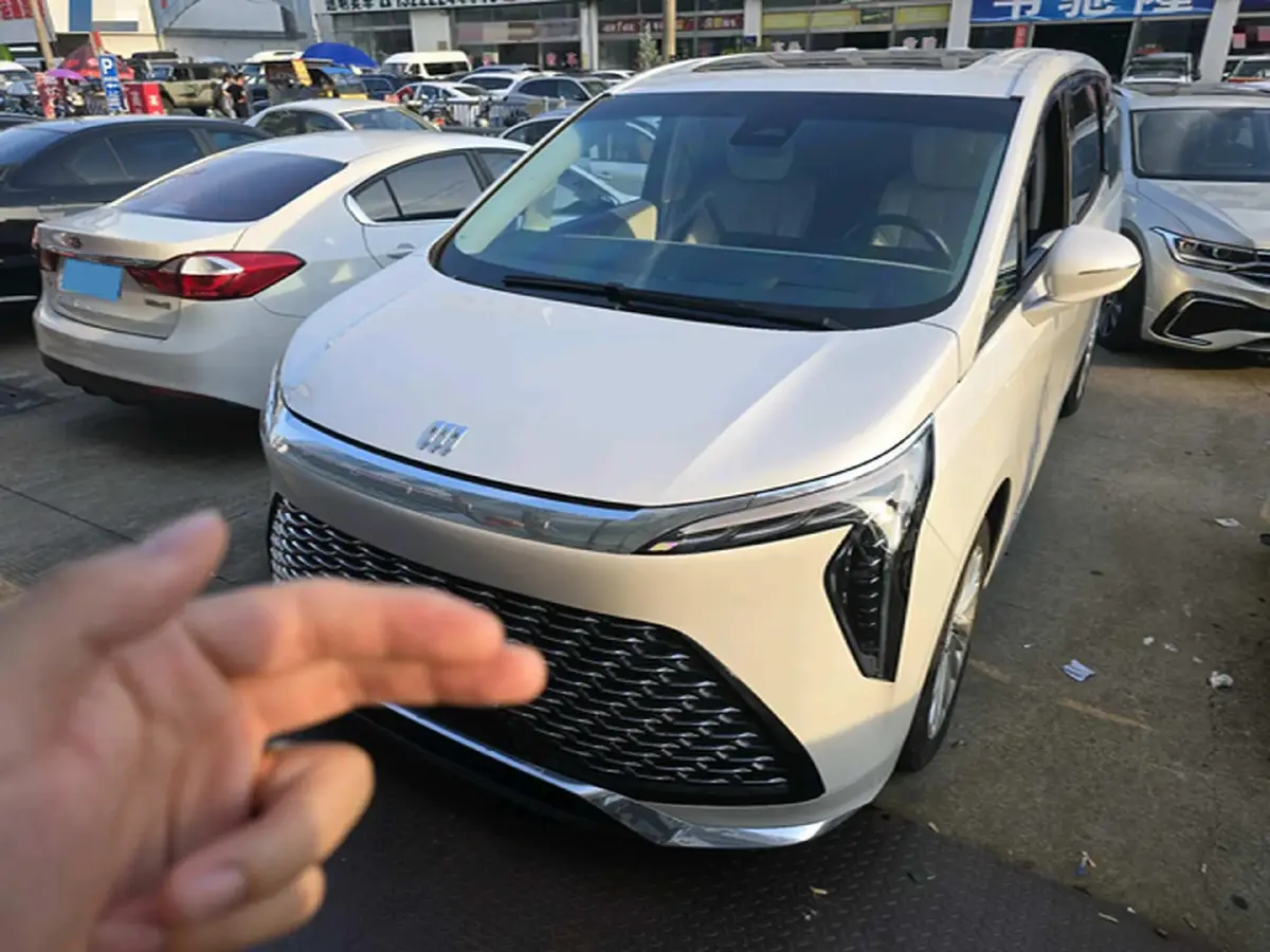 2023 Buick Century 2.0T 237HP L4 9AT